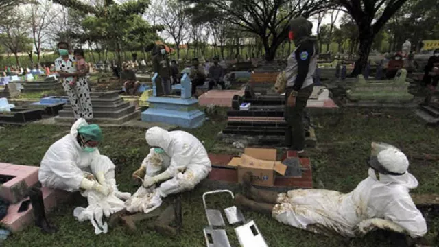 Honor dari Tiap Pasien Covid-19 Meninggal, Ini Beban Kerja Sekda - GenPI.co