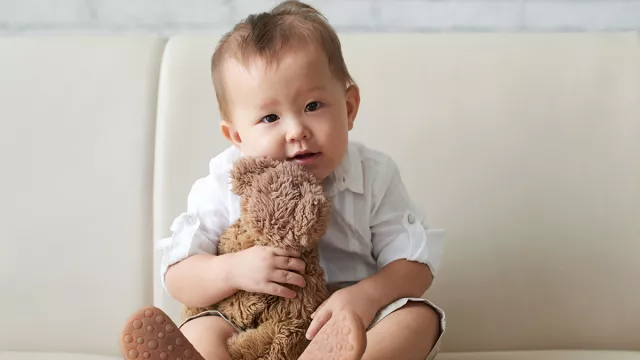 Inspirasi Nama Bayi Laki-laki Dari Bahasa Jawa, Penuh Makna! - GenPI.co