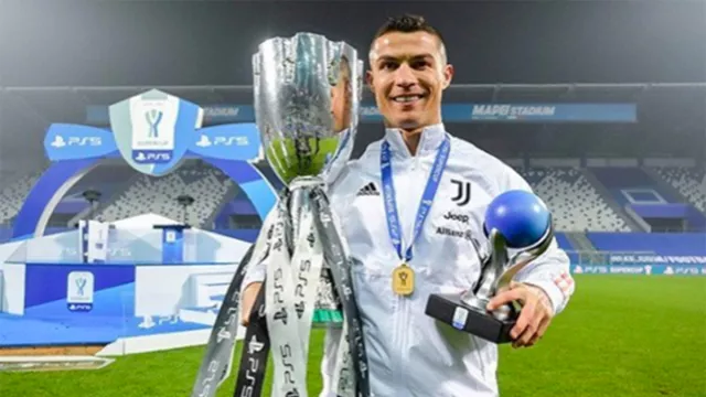 Cari Pengganti Ronaldo, Juventus Bidik Mantan Pemain PSG - GenPI.co