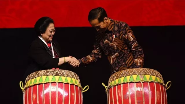 Nyanyian Maut Megawati & Jokowi Effect Bisa Buat PDIP Menang Lagi - GenPI.co