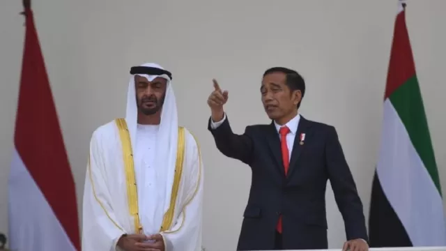 Uni Emirat Arab Suka dengan Imam Masjid Asal Indonesia - GenPI.co