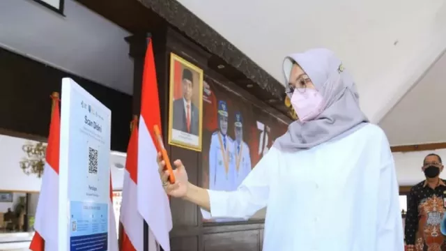 Tersangka Bupati Probolinggo Bikin Rusak Sistem Birokrasi - GenPI.co