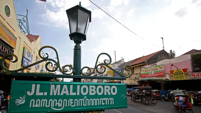 Relokasi PKL Malioboro akan Dimulai Awal Februari - GenPI.co