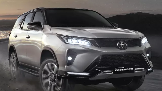 Toyota Fortuner Legender Canggih Banget, Sebegini Harganya - GenPI.co Toyota Fortuner Legender Canggih Banget, Sebegini Harganya - GenPI.co