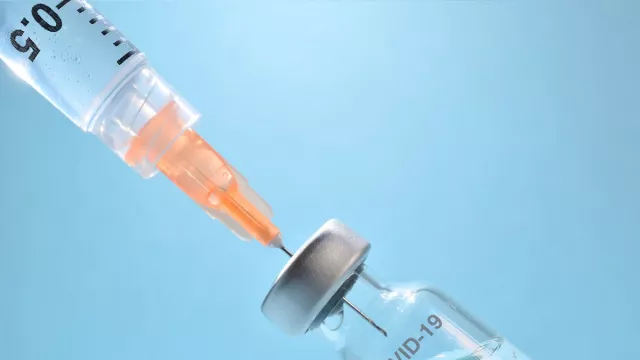 AMPHURI Lobi Kemenkes Sediakan Vaksin Booster Bagi Jemaah Umrah - GenPI.co