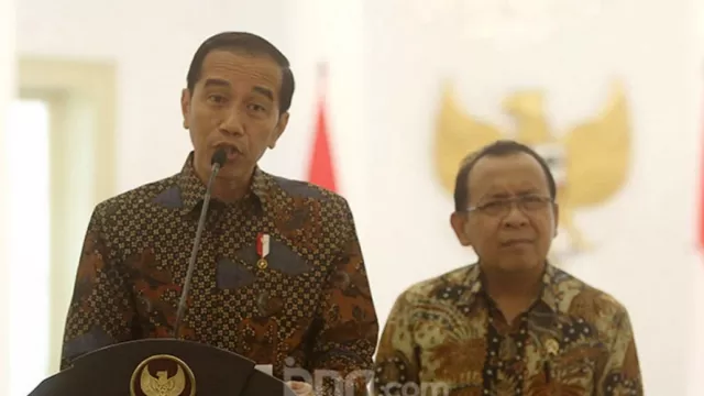 Gonjang-ganjing Istana Negara, Ada Apa Antara Jokowi & Pratikno? - GenPI.co