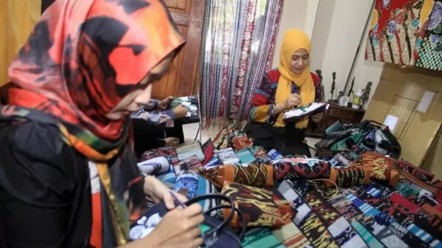 Pemko Tanjung Pinang Terus Dorong Usaha Ekonomi Perempuan - GenPI.co