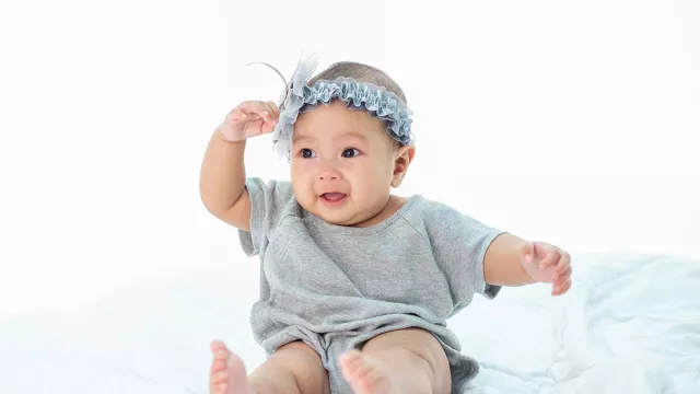 Inspirasi Nama Bayi Perempuan Jawa Ningrat, Elegan Banget! - GenPI.co
