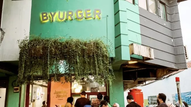 Bertahan di Tengah Pandemi, Byurger Sukses Buka Cabang di 3 Titik - GenPI.co Bertahan di Tengah Pandemi, Byurger Sukses Buka Cabang di 3 Titik - GenPI.co