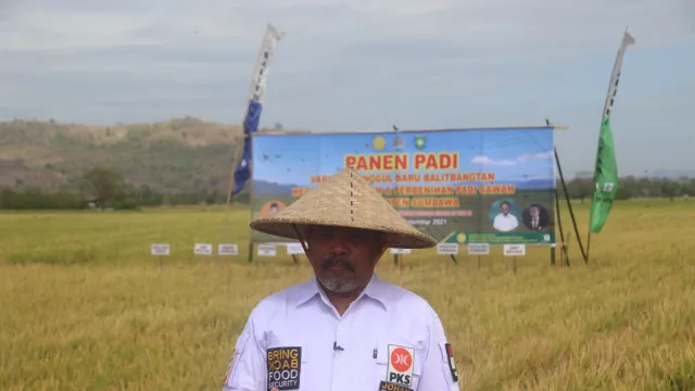 Johan Rosihan Buat Petani Tersenyum Lebar, Ini Manuvernya - GenPI.co