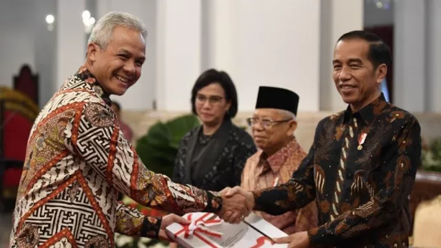 Langkah Ganjar Dinilai Terlalu Ambisius, Nama Jokowi Ikut Disebut - GenPI.co