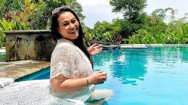 Zoya Amirin Ungkap Rahasia Wanita Setelah Puas Begituan, Auuwww - GenPI.co