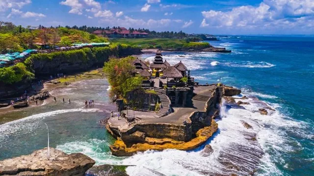Bali Segera Membuka Gerbang Bagi Wisatawan, Puan Bilang Begini - GenPI.co