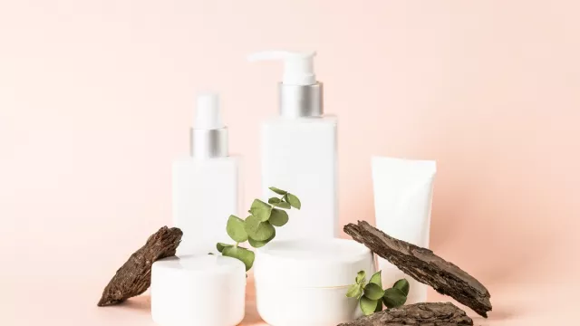 Kulit Cerah, 3 Produk Skincare yang Wajib Dipakai pada Malam Hari - GenPI.co
