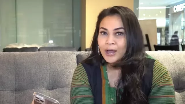 Zoya Amirin Sebut Gairah Bermain Cinta Bisa Menurun, Ini Sebabnya - GenPI.co