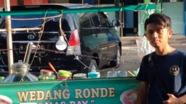 Sering Dirumahkan di Pandemi, Cuan Bayu Moncer Lewat Wedang Ronde - GenPI.co