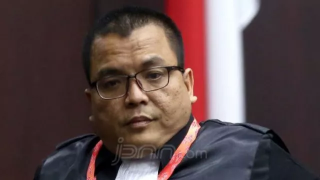 Denny Indrayana: Pemilihan Pimpinan BPK Tetap mengacu Pada UU - GenPI.co