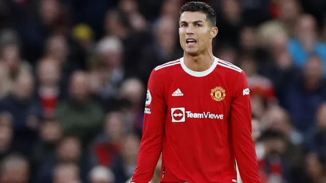 Dibanding Man United, Man City Bisa Beri Banyak Trofi ke Ronaldo - GenPI.co