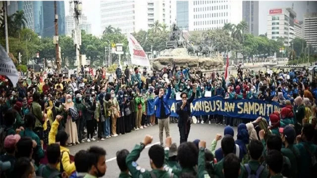 Gerakan Mahasiswa di Advokasi, Jangan Cuma Demo Saja - GenPI.co