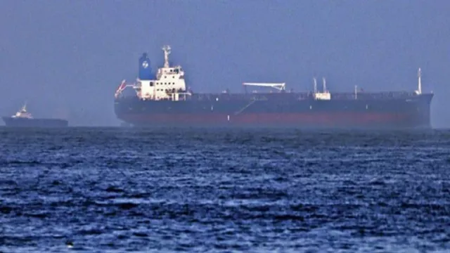 Tegang! Aksi Rebutan Kapal Tanker antara Militer Iran dan AS - GenPI.co