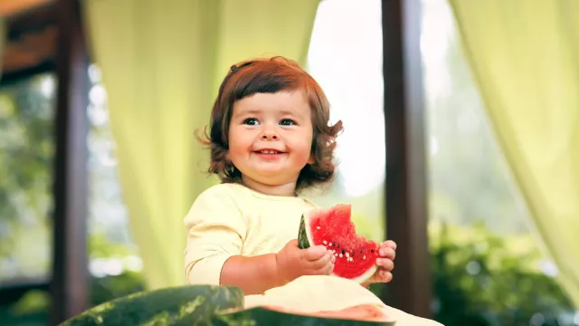 Rekomendasi Buah dan Sayur untuk Anak Usia 1 - 3 Tahun, Simak Mom - GenPI.co
