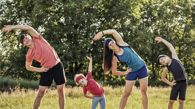 Berbeda dengan Olahraga, Aktivitas Fisik Membuat Anak Lebih Bugar - GenPI.co