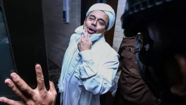 Habib Rizieq Dapat Potongan Hukuman, Respons Aziz Yanuar Menohok - GenPI.co