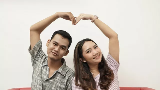 4 Jenis Cinta dalam Kehidupan - Kamu Merasakan yang Mana? - GenPI.co