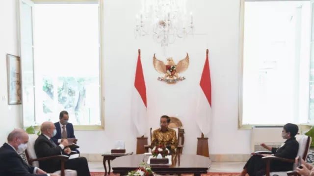 Pertemuan 4 Mata Jokowi-Menlu Perancis, Hasilkan 5 Poin Penting - GenPI.co