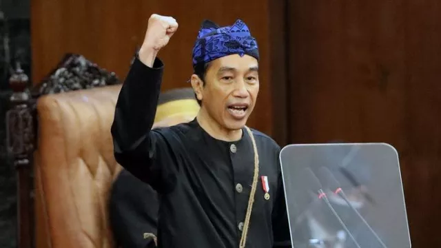 Jokowi Bunyikan Genderang Perlawanan, Ormas Bermasalah Siap-siap - GenPI.co