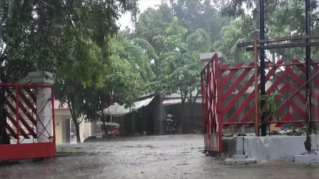 Hujan Lebat, Manggarai Barat Waspada Bencana Tanah Longsor - GenPI.co