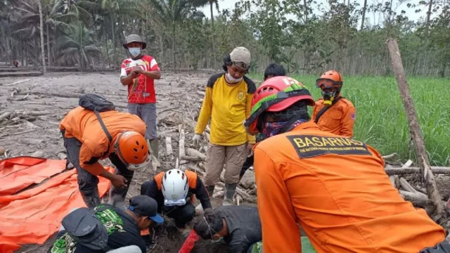 Update Korban Gunung Semeru: 34 Meninggal, Puluhan Masih Hilang - GenPI.co
