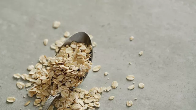 Raih Kulit Wajah Halus Mulus dengan Rutin Pakai Masker Oatmeal - GenPI.co Raih Kulit Wajah Halus Mulus dengan Rutin Pakai Masker Oatmeal - GenPI.co
