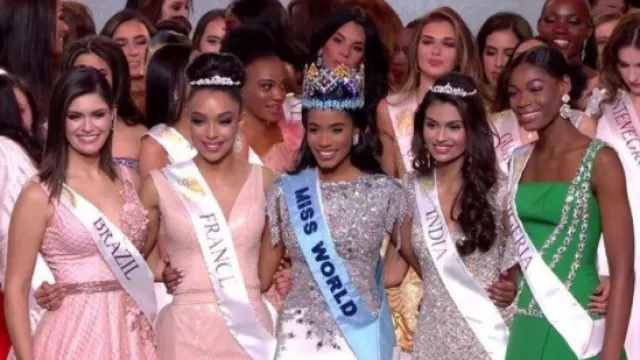 17 Wanita Cantik Positif Covid-19, Miss World 2021 Batal? - GenPI.co