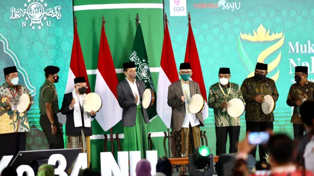 Buka Muktamar Ke-34 NU, Jokowi: Mari Rawat Bangsa & Negara - GenPI.co