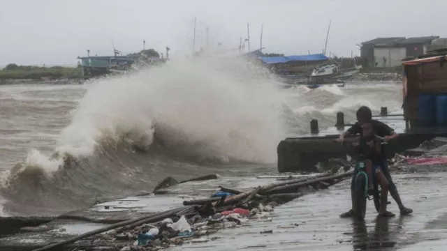 Ada Gelombang Tinggi di Pantai Aceh, BMKG Bunyikan Alarm Bahaya - GenPI.co