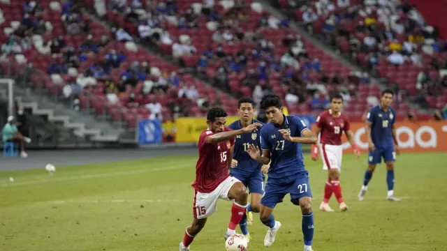 Gol Cantik Ricky Kambuaya ke Thailand Bikin AFF Terpukau - GenPI.co