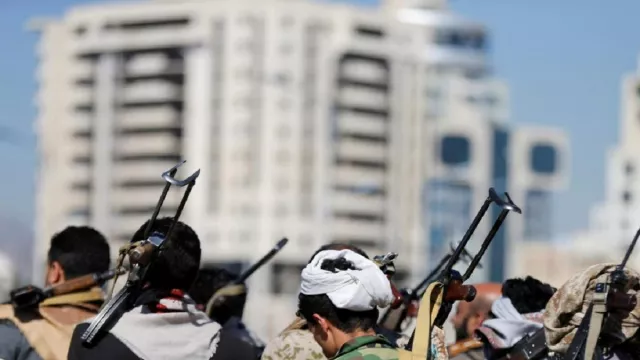 Milisi Houthi Pamer Kebengisan, Babat Belasan Tentara Yaman - GenPI.co