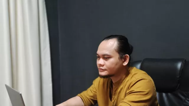 TikTok Masih Jadi Tren 2022, Begini Kata Mbah Mijan - GenPI.co