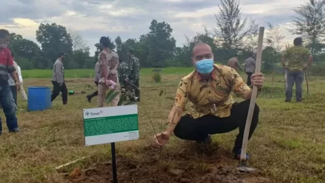 2.078 Izin Usaha Tambang Mineral dan Batu Bara Dicabut, Kenapa? - GenPI.co 2.078 Izin Usaha Tambang Mineral dan Batu Bara Dicabut, Kenapa? - GenPI.co