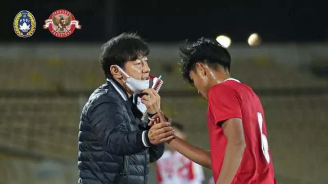 Magis Timnas Indonesia Rontokkan Godaan China ke Shin Tae Yong - GenPI.co