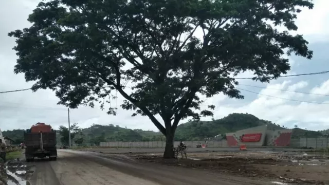Ini Alasan Jalan Depan Sirkuit Mandalika Dibangun 4 Jalur - GenPI.co Ini Alasan Jalan Depan Sirkuit Mandalika Dibangun 4 Jalur - GenPI.co