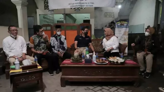 Sentra Jamu Gendong Gesikan Minta Dipromosikan, Ini Alasannya - GenPI.co Sentra Jamu Gendong Gesikan Minta Dipromosikan, Ini Alasannya - GenPI.co