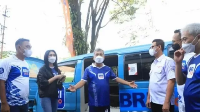 Canggih! Bayar Angkot di Manado Bisa Pakai QRIS - GenPI.co Canggih! Bayar Angkot di Manado Bisa Pakai QRIS - GenPI.co