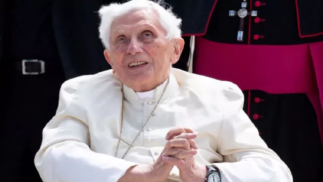 Pelecehan Seksual Terungkap, Paus Emeritus Benediktus XVI Disorot - GenPI.co