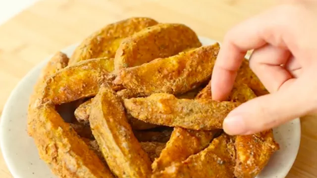 Resep Potato Wedges Krispi Tanpa Digoreng, Cocok Buat Diet! - GenPI.co