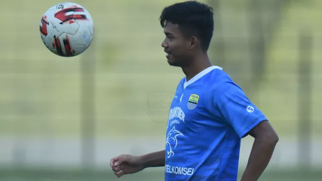 Bayu Fiqri, Bek Persib yang Belum Debut di Timnas Indonesia - GenPI.co