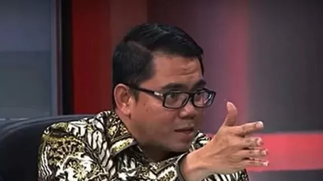 Tanda Tanya Penanganan Kasus Eddy Mulyadi dan Arteria Dahlan - GenPI.co