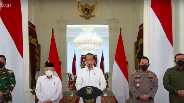 Perintah Jokowi Keras, Sebut Kapolri Listyo Sigit - GenPI.co