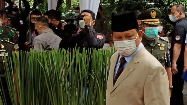 Prabowo Beber Ancaman Besar bagi Negara, Harap Waspada - GenPI.co